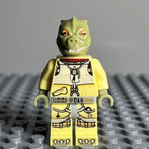 LEGO STAR WARS Bossk Minifigure 76167 Olive Green BOUNTY HUNTER sw0828 - 2F