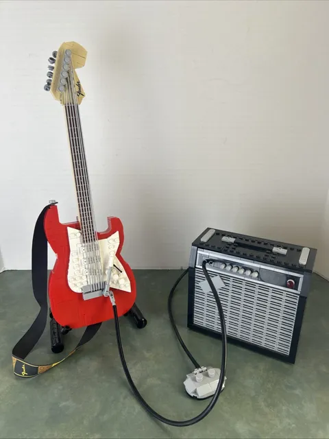 LEGO Ideas Fender Stratocaster 21329 Guitar Amp Partial Incomplete No Box