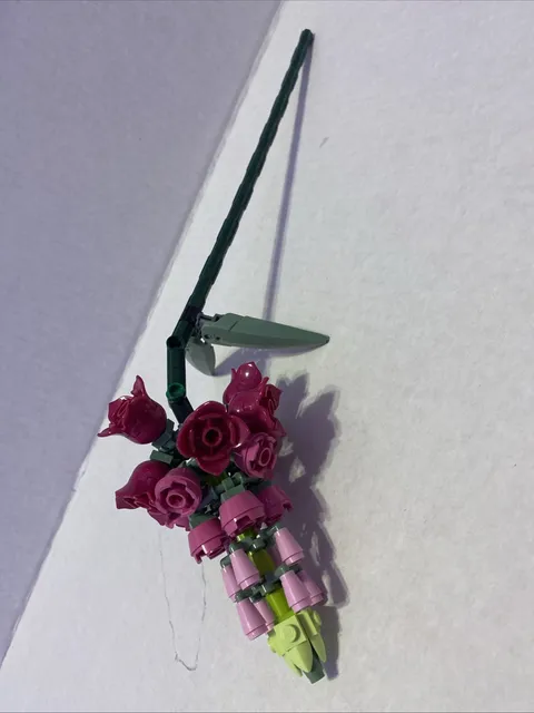 LEGO Snap Dragon Bent Botanical Flower from Set 10280 Individual Flower Only