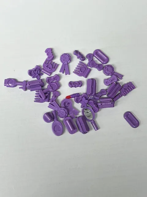 Lot Of LEGO Friends Accessories Spray Bottle Comg Brush Mirror Ribbon