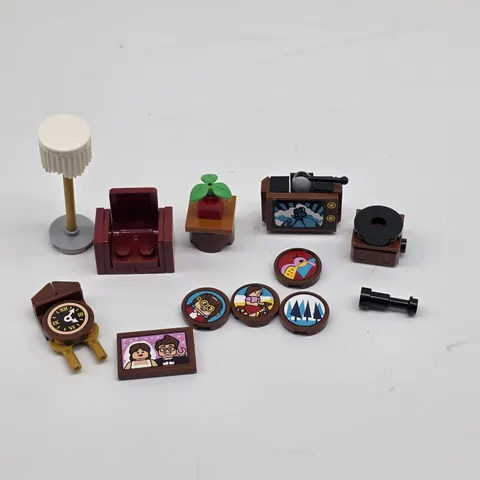 Up 43217 Lego Replacement Parts Chair TV Clock Lamp Wall Decor