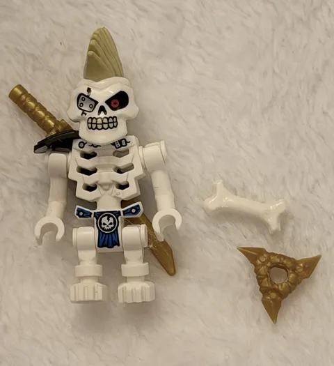 Skulkin LEGO Ninjago Minifigure Minifig Lot 642 Sword Skeleton