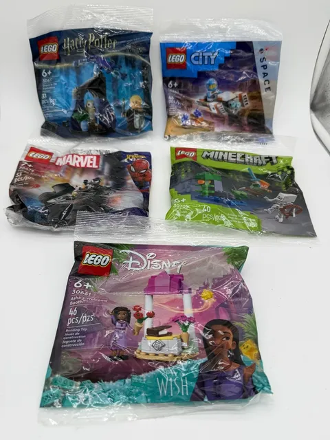 LEGO Polybag Lot of 5 New Sealed Harry Potter Marvel City Minecraft Disney Wish
