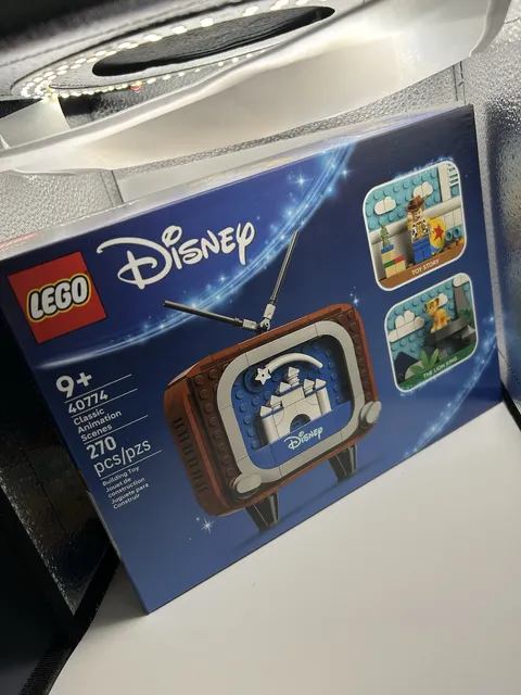 Brand New LEGO Disney Classic Animation Scenes 40774 / Limited Edition Set
