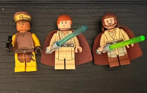Lego QuiGon, Naboo Guard,&Young Obi (All Printed Legs). SW0593, SW0594, & SW0592