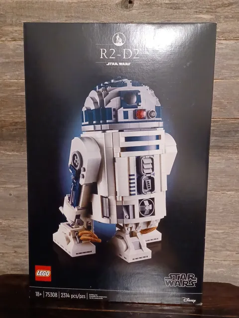 LEGO 75308 Star Wars UCS R2-D2 (2314 pcs) Sealed Brand New