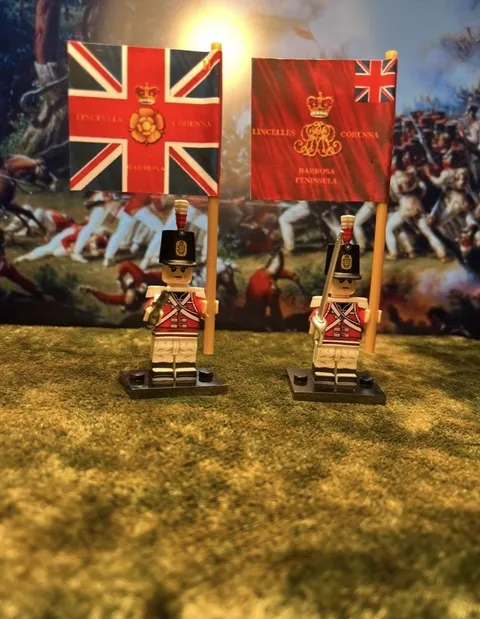 2x Minis 1st Foot Guards 1st Napoleonic British Infantry +2 Flags LEGO Flagpoles
