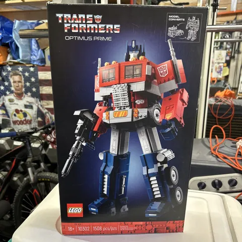 LEGO Icons: Optimus Prime TRANSFORMERS - 10302 BOX ONLY