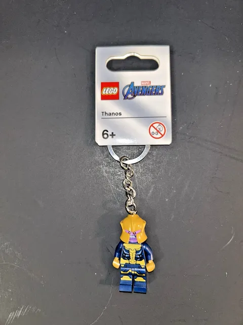 LEGO Marvel Avengers Thanos Minifigure Keychain Novelty Key Ring 854078 NEW