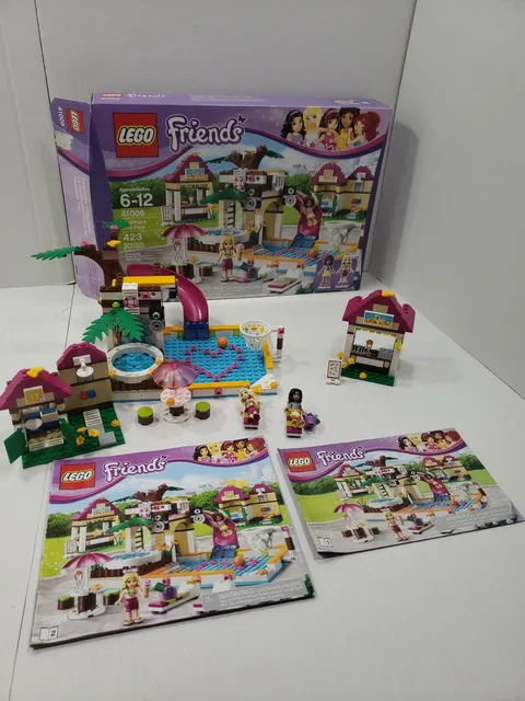 Lego Friends 41008 Heartlake City Pool Complete with Instruct & Box EXCELLENT