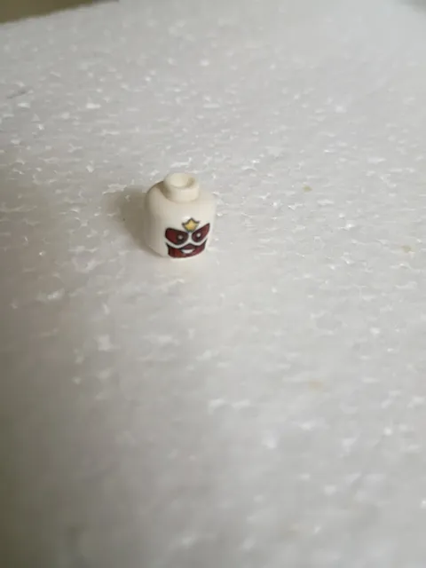 LEGO - Minifig, Head Mask w/ Brown Face & Gold Emblem on Forehead (Falcon)