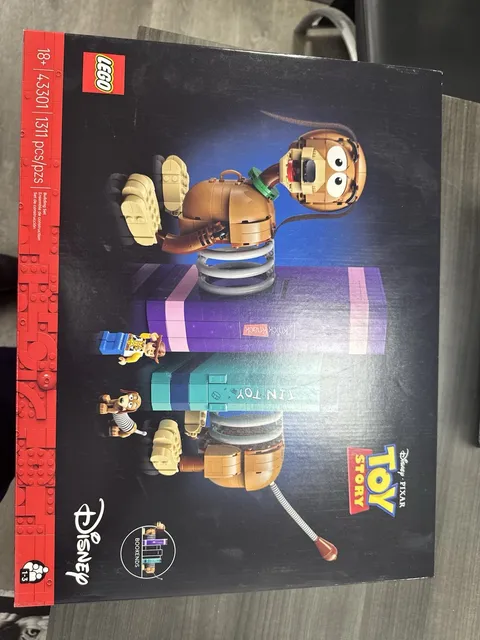 LEGO 43301 Disney and Pixar Toy Story Slinky Dog Bookends Set BRAND NEW SEALED