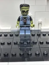 LEGO  CMF Series 14 Minifigure - Monster Rocker w/ stand - COL222