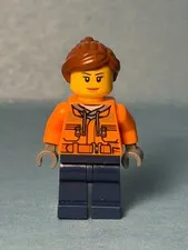 LEGO City Minifig cty0798 - Cargo Center Worker - Light Scratches/No Cracks