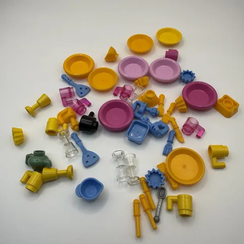 LEGO 50 Piece Kitchen Accessories Lot - Plates, Cups, Pans, Silverwear 004