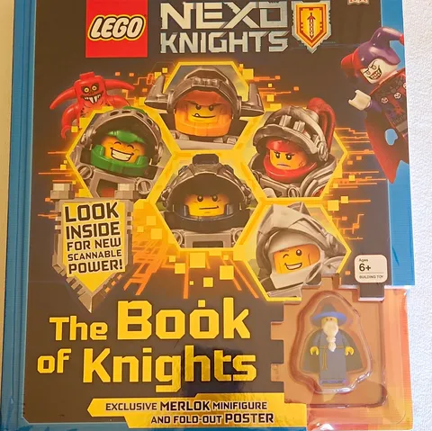 LEGO NEXO KNIGHTS The Book of Knights w/ Exclusive Merlok Minifigure *Sealed*