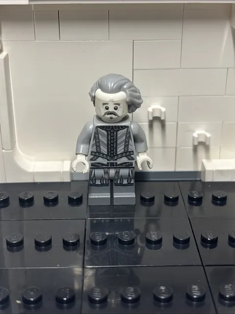 LEGO mini figure Lego Harry Potter Minifigure Nearly Headless Nick hp145