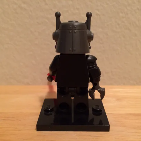 LEGO® Evil Robot Collectible Minifigure Series 8 CMF 8833 Retired Complete Set