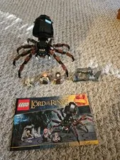 LEGO 9470 Shelob Attacks, Complete w/ Intructions & Mini Figs - Great Condition