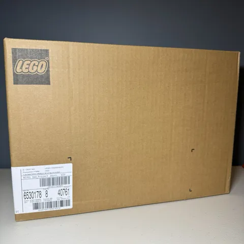 LEGO / BOX OF 8x / 40761 Smeagol and Deagol / Lord of the Rings / SEALED NEW