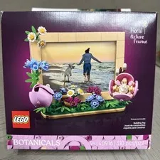 LEGO Botanicals Promotion: Floral Picture Frame (40916) New in Sealed Box