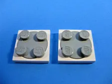 VTG  LEGO White Turntable 2 x 2 Plate Old Gray Top 6391 6990 6356 4015 #3680c01