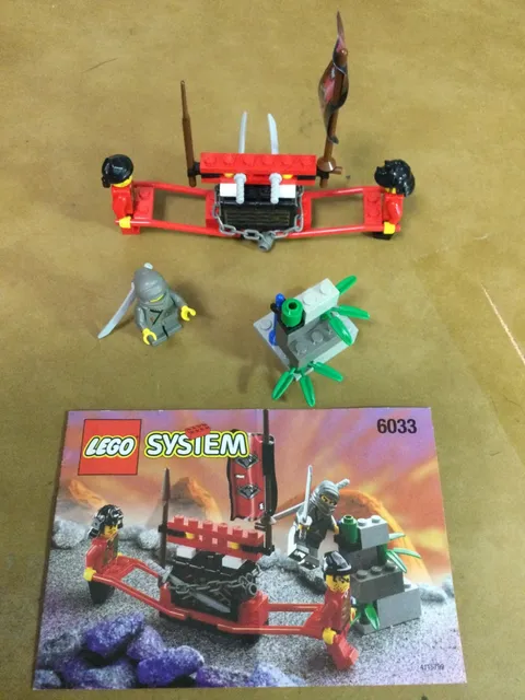 LEGO Castle Ninja 6033 Treasure Transport w/ Figures & Manual NO BOX
