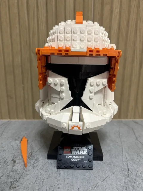 LEGO Star Wars: Clone Commander Cody Helmet (75350) 98% Complete