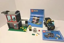 LEGO City Town Bank 6566 Parts, Unique Vintage, Keyboard, ATM, Computer, Camera 