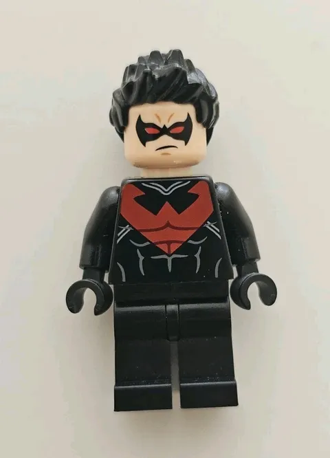 Lego DC Super Heroes Nightwing Minifig Minifigure 