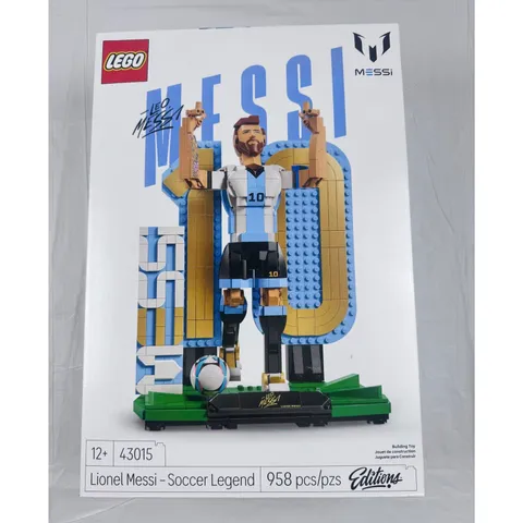 LEGO 43015 Lionel Messi Soccer Legend 2-in-1 Building Set 958 Pcs Factory Sealed