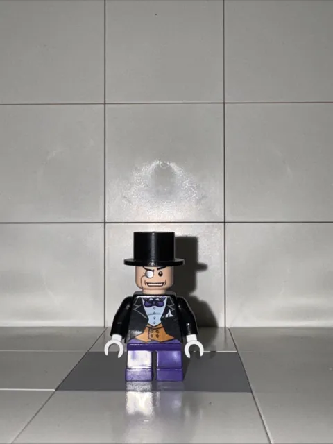 Lego Batman I DC 2006 The Penguin Dark Purple Minifigure bat010 7783 7785 (READ)