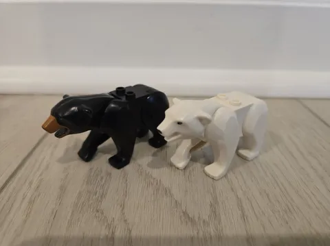 LEGO BLACK BEAR,POLAR BEAR  Authentic Minifigure Forest Animal/ Rare