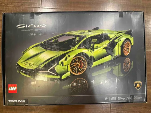 LEGO TECHNIC: Lamborghini Sian Fkp 37 (42115) brand new factory sealed