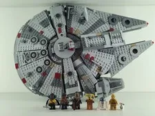 LEGO Star Wars Millennium Falcon 75257 - Complete with Minifigures