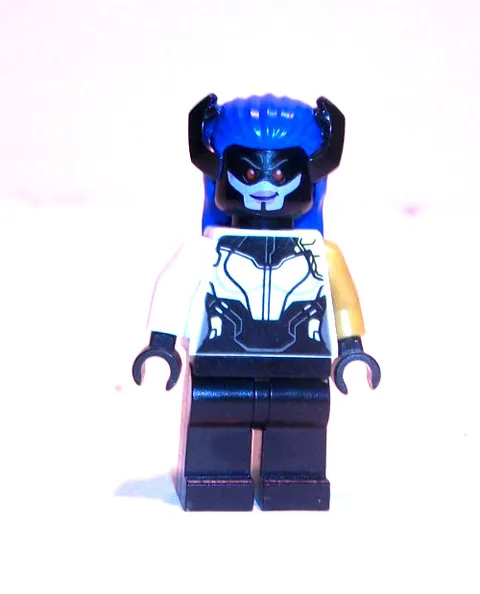 LEGO NEW Proxima Midnight sh500 76104 Infinity War Marvel Super Heroe Minifigure