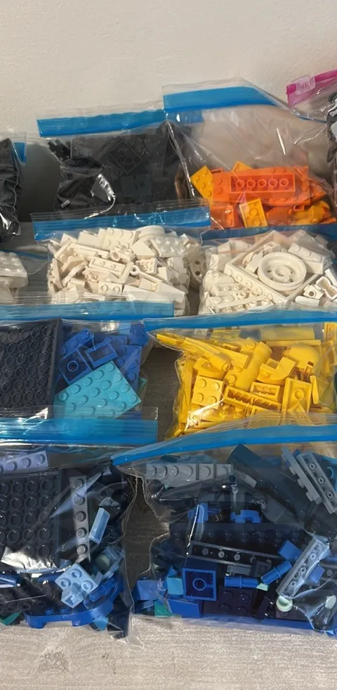 8 bag LEGO Bulk Lot Mixed Bricks Parts Pieces Multicolor Plastic Bag