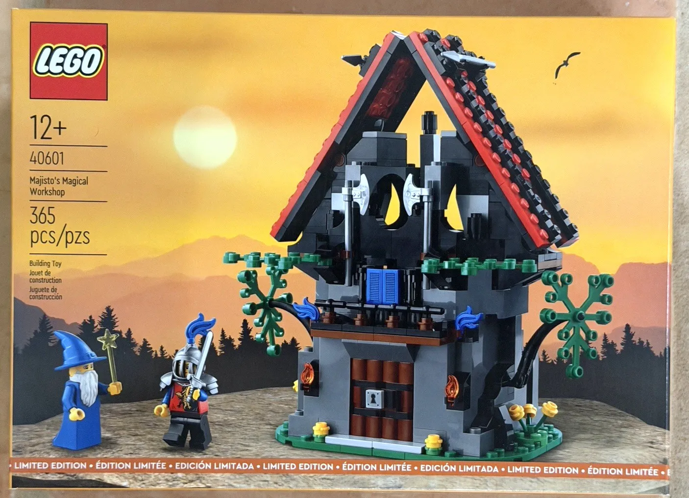New LEGO Majisto's Magical Workshop (40601) Limited Edition - Retired, Sealed