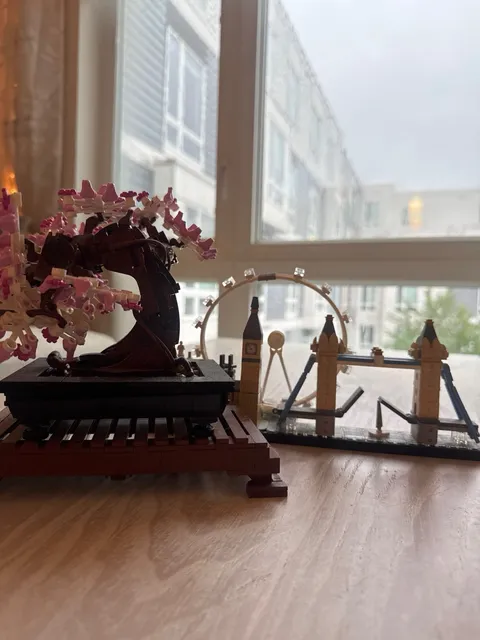 LEGO Built Lot 10281 Botanical Bonsai Tree 21034 Architecture London Skyline
