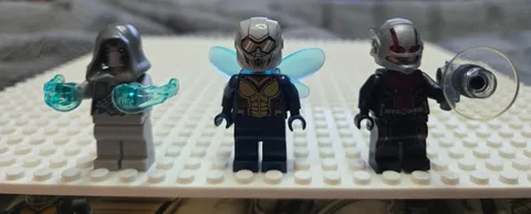 LEGO Marvel Ant-Man (sh0516), The Wasp (sh0517), Ghost (sh0518) Minifigures
