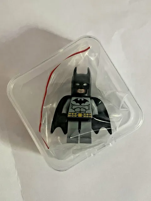 LEGO Super Heroes Batman Classic Minifigure 7779 7780 7782