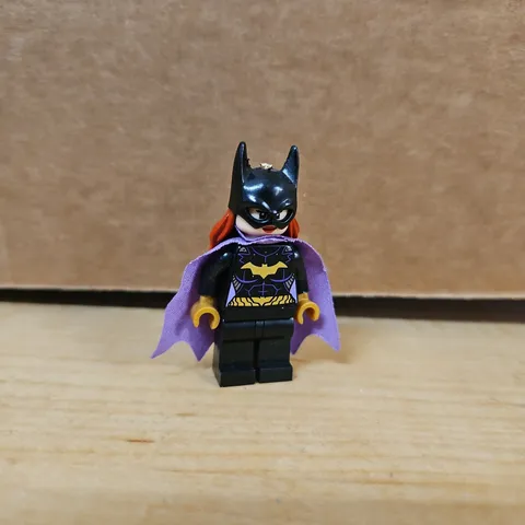 LEGO Super Heroes Minifigure Batgirl Genuine Lego Read Description 