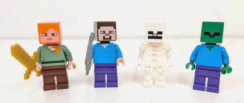 LEGO Minecraft Steve Alex Zombie Skeleton Minifigure Lot of 4
