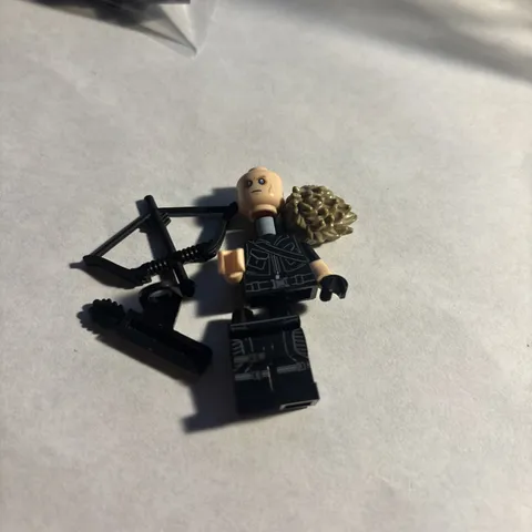 LEGO 76354 Marvel S.H.I.E.L.D. Helicarrier Hawkeye Minifigure
