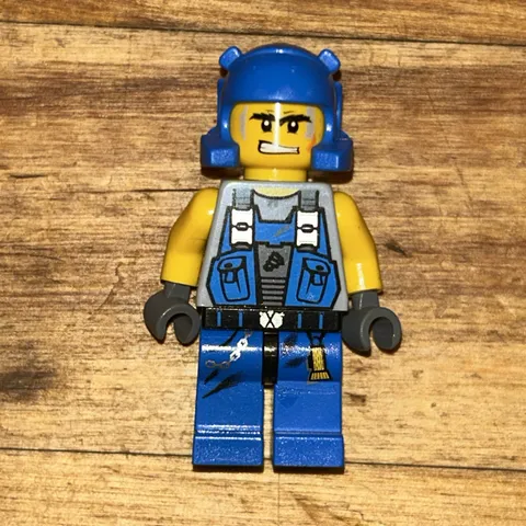 Lego pm014 POWER MINER - ENGINEER Power Miners Minifigure
