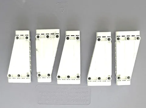 LEGO Parts - White Technic, Panel Fairing # 6 - No 64393 5 Pieces