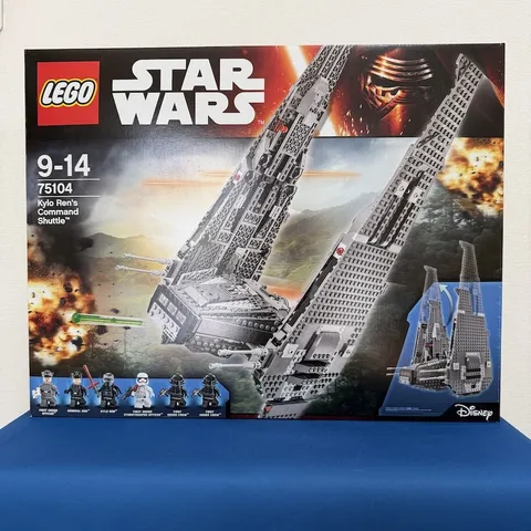 LEGO 75104 Kylo Ren's Command Shuttle With Box Scratches and Marks