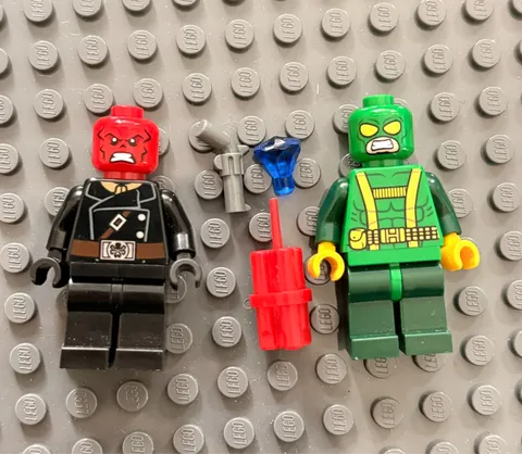 Lego Marvel Superhero Minifigures SH0107 Red Skull + Hydra Henchman SH0108