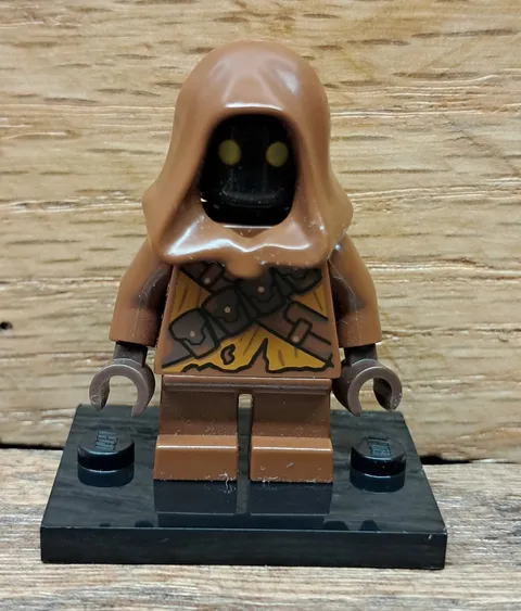 LEGO Star Wars Minifigure Jawa Tattered Shirt sw0897  Tatooine