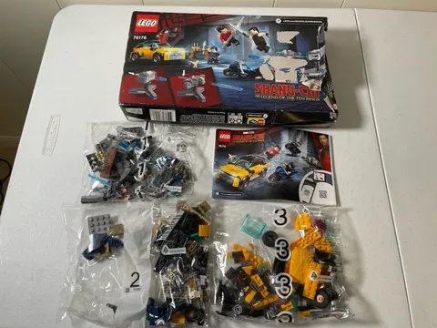 LEGO Super Heroes: Escape from The Ten Rings (76176)